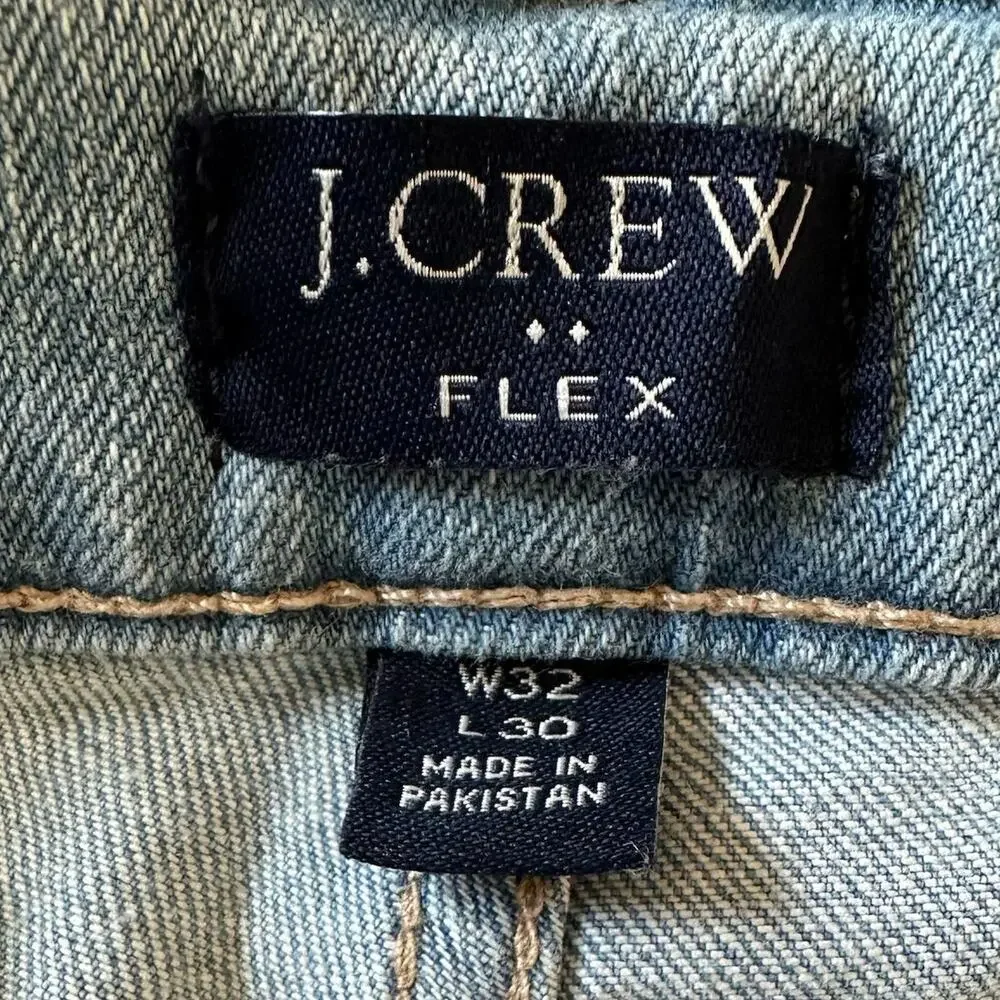 J Crew | W32 L30 | Men's Slim-Fit 5-Pocket Light Wash Signature Flex Jeans